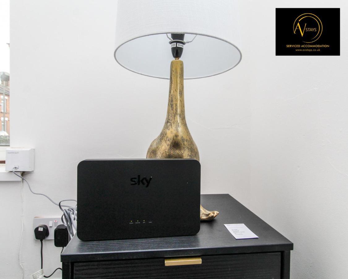 Modern House By Av Stays Short Lets & Serviced Accommodation St Helens St Helens  Eksteriør bilde