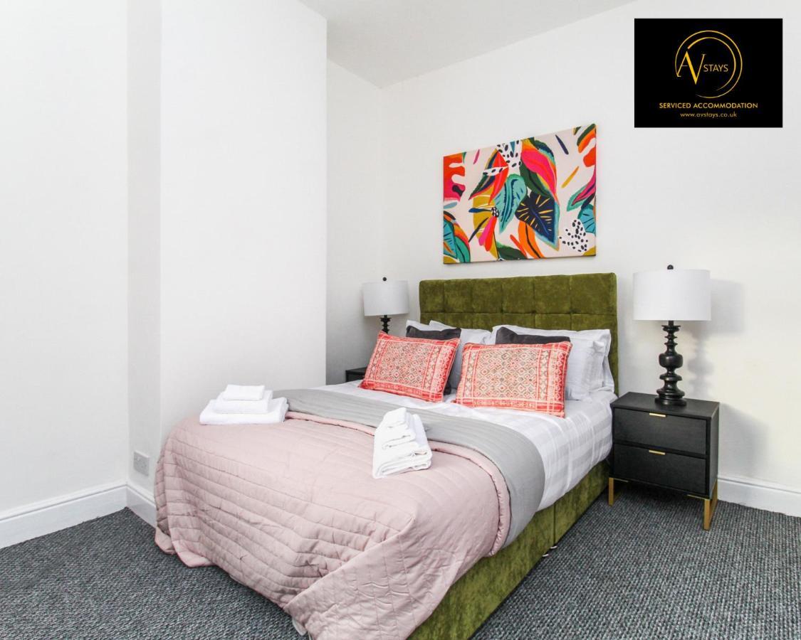 Modern House By Av Stays Short Lets & Serviced Accommodation St Helens St Helens  Eksteriør bilde