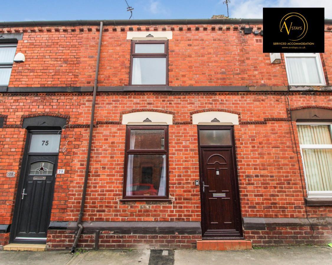 Modern House By Av Stays Short Lets & Serviced Accommodation St Helens St Helens  Eksteriør bilde